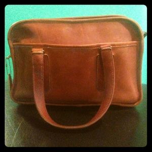 Vintage Coach leather Authentic carry bag purse